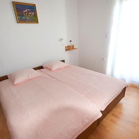 Apartments Vera Малинска Экстерьер фото