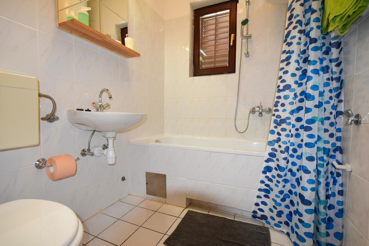 Apartments Vera Малинска Экстерьер фото