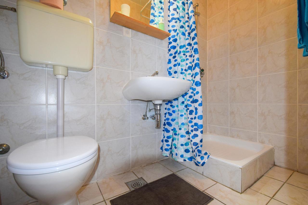 Apartments Vera Малинска Экстерьер фото